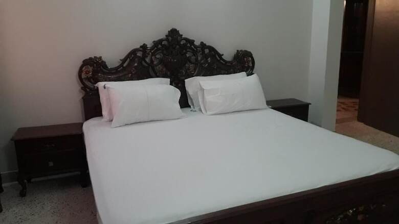 Serena Guest House