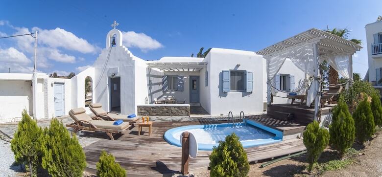 Zephyros Hotel