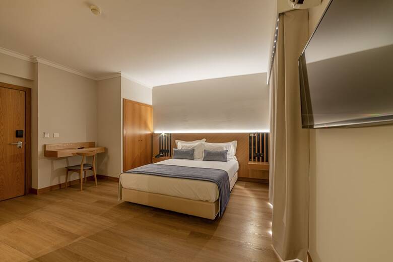 Santa Euf�mia Covilh� Hotel
