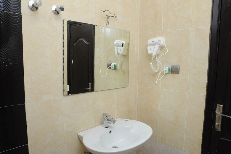Holly Wood Hotel
