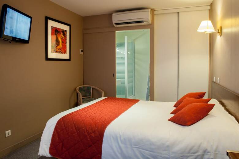 Hotel H�tel Les Tilleuls, Bourges