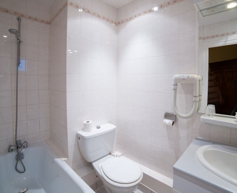 Hotel H�tel Les Tilleuls, Bourges