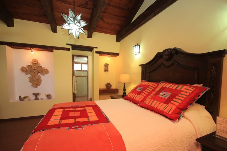 Hotel Casa Santa Luc�a