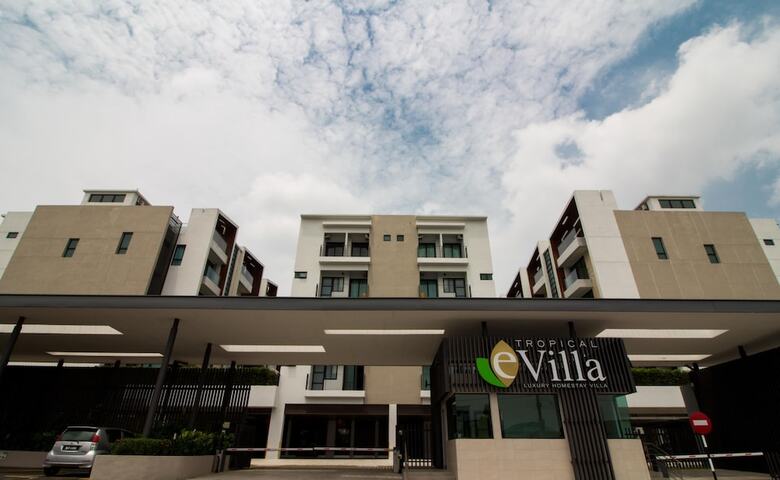 Hotel Tropical Villa Service Suite