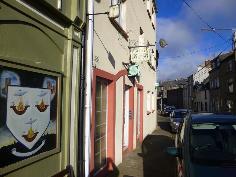 Dooley's Townhouse