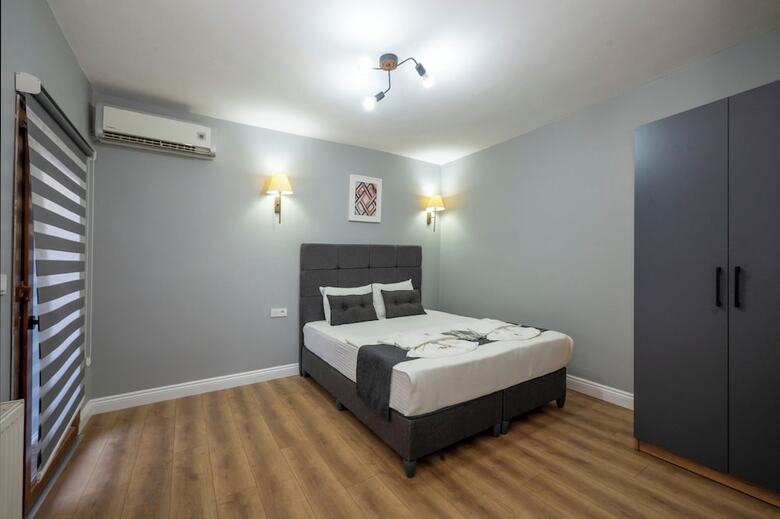 Hotel Butterfly Suites