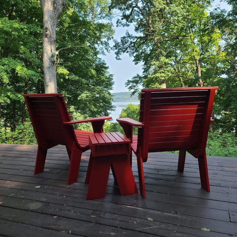 Bed & Breakfast Four Mounds Inn