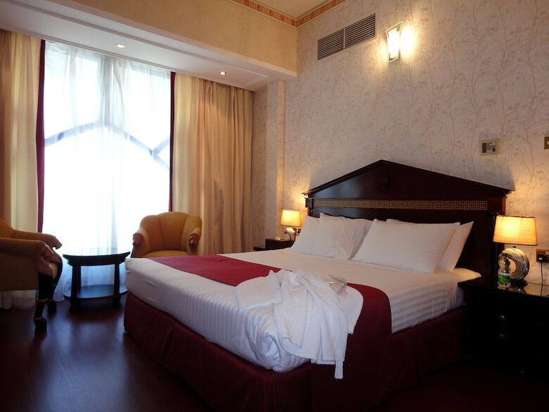 Beach Bay Hotel