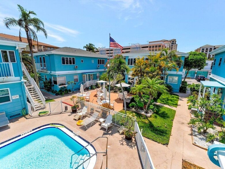 Hotel The Seashell Suites