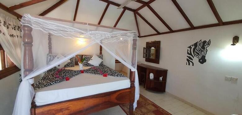 Hotel Mambo Beach Villas