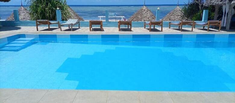 Hotel Mambo Beach Villas