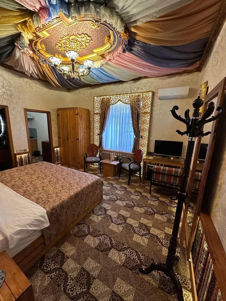 Q?z Qalas? Hotel
