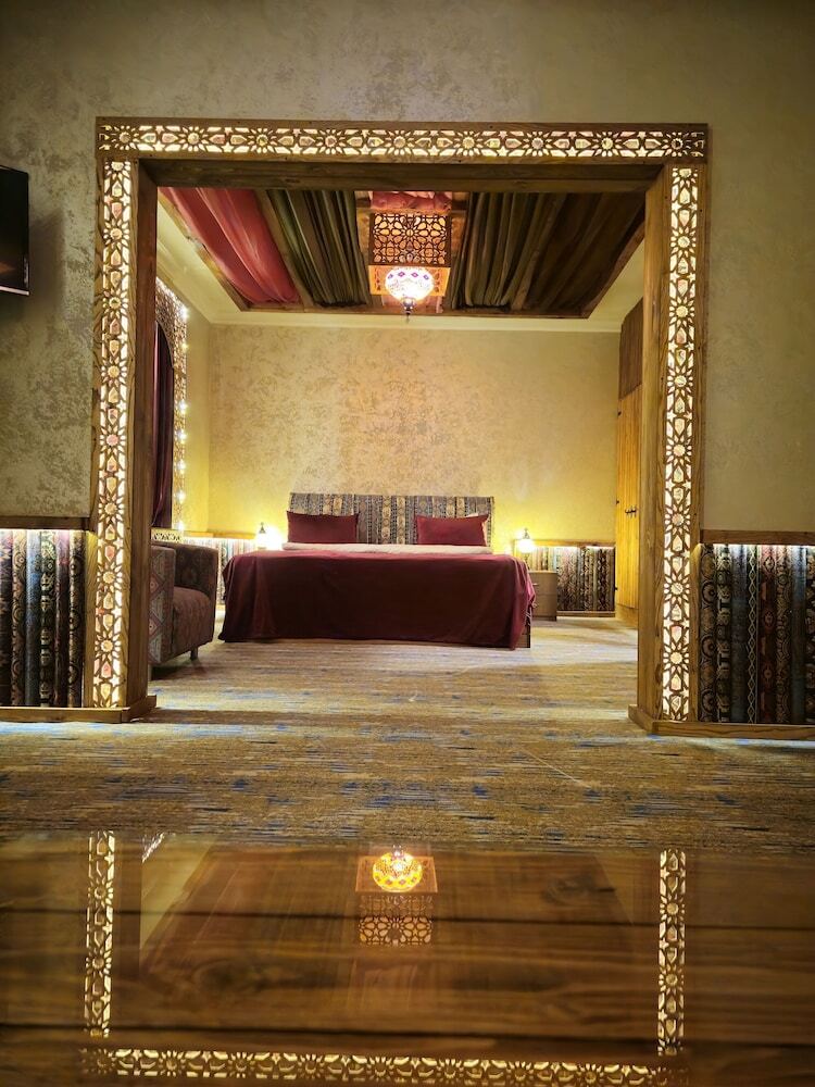 Q?z Qalas? Hotel