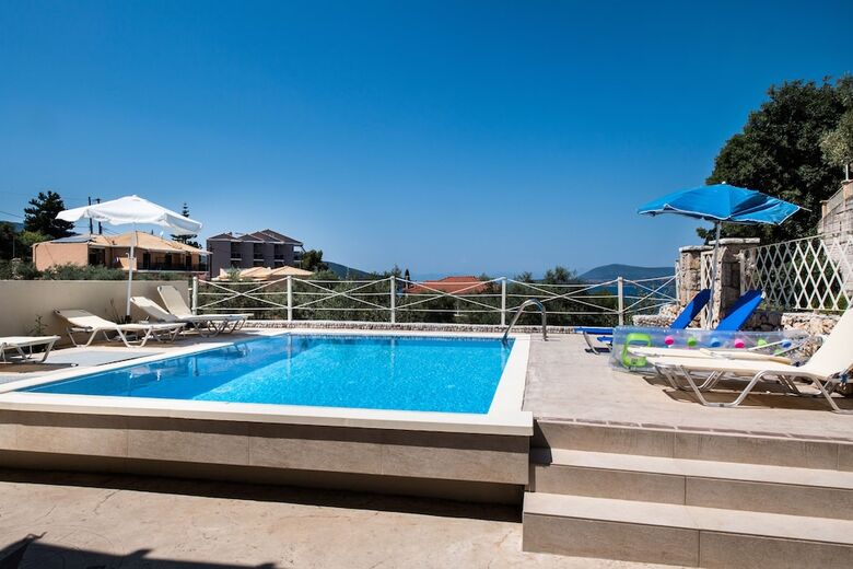 En Lefko Boutique Apartments