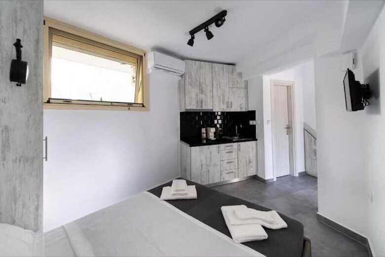 En Lefko Boutique Apartments