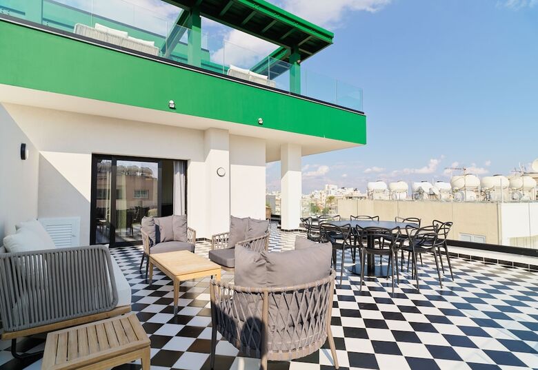 Aparthotel Liv The City Suites