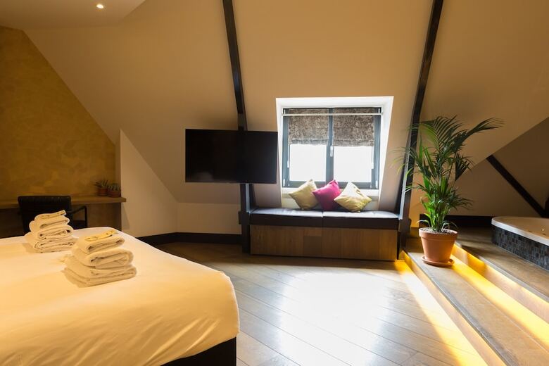 Hotel Manzo's Suites