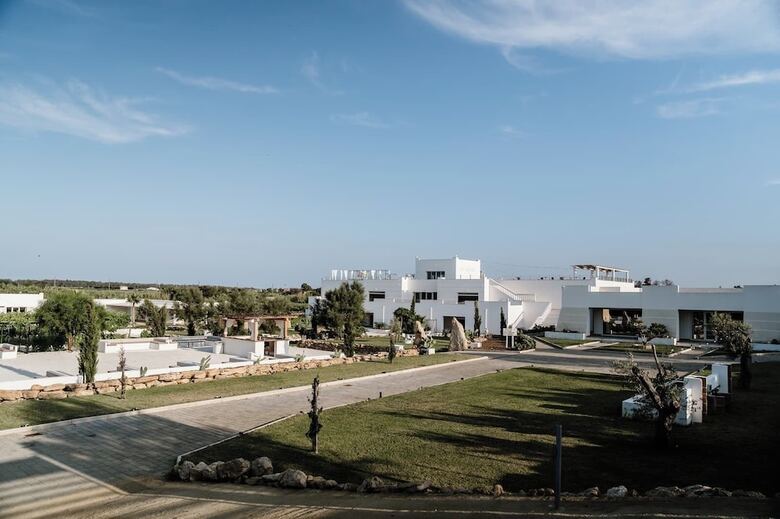 De Mare Wine Resort