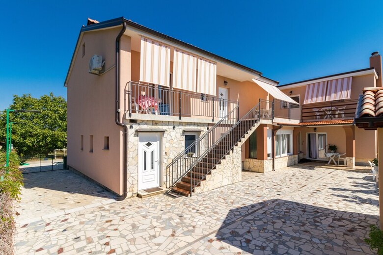 Apartments Kendel