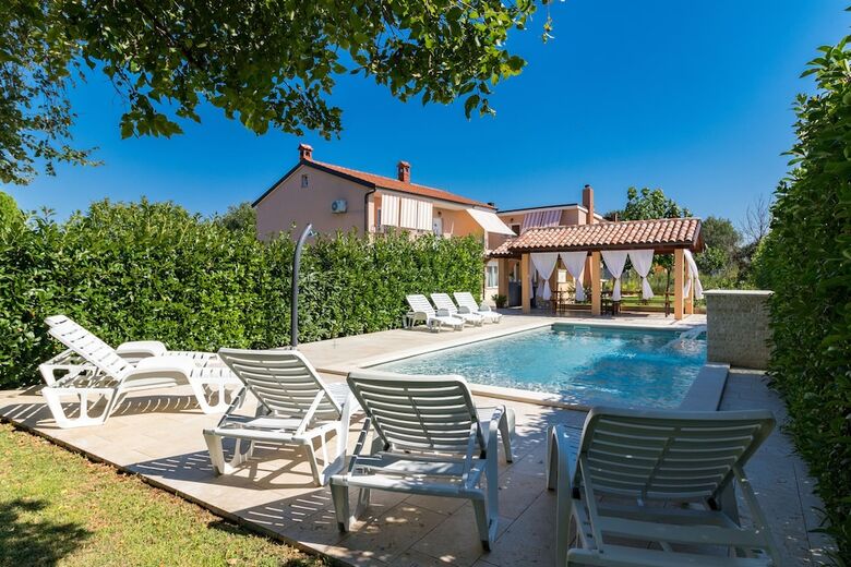 Apartments Kendel