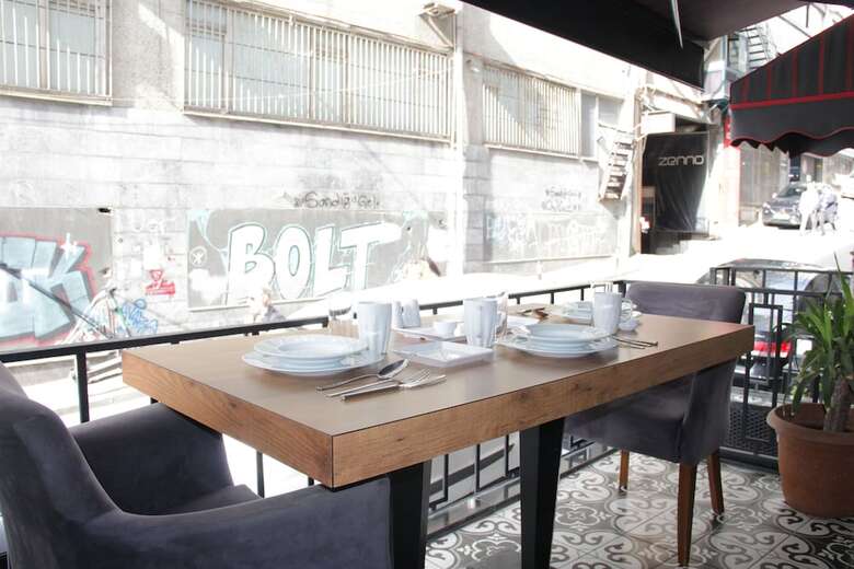 Solo Suites Hotel