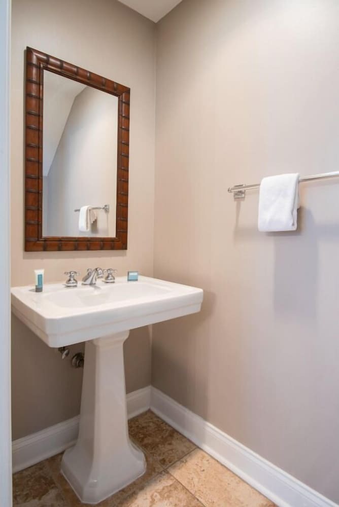 Villas At Hawks Cay Resort