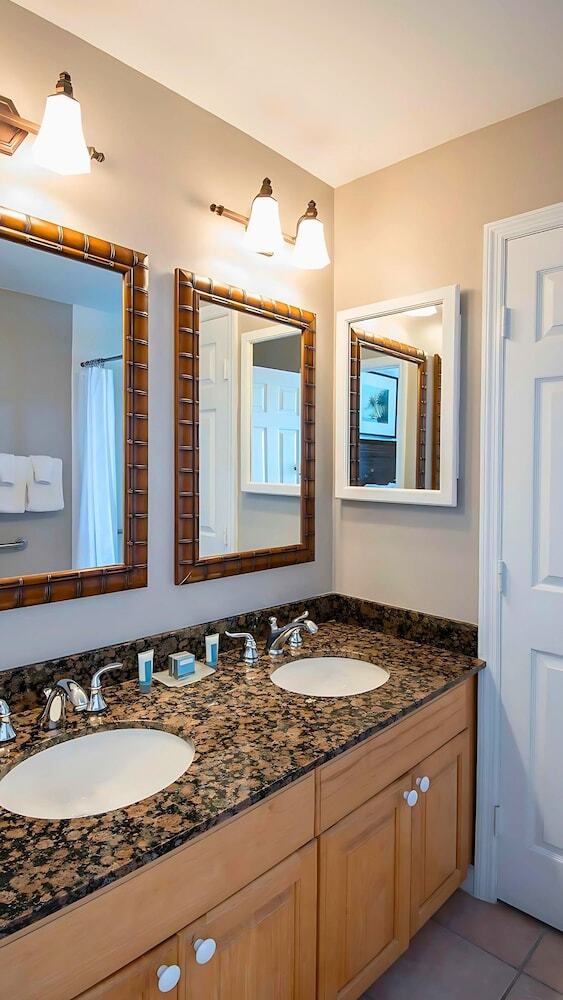 Villas At Hawks Cay Resort