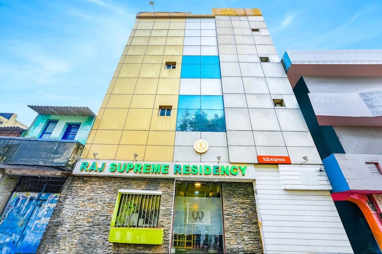 Hotel Fabexpress Raj Supreme Residency