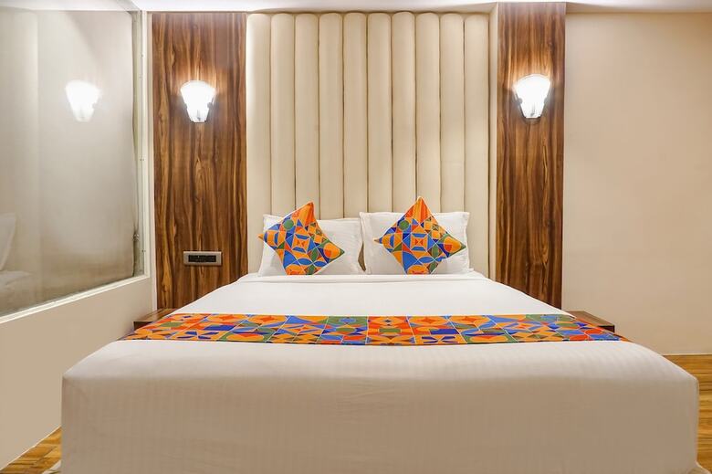 Fabhotel Dreams Inn