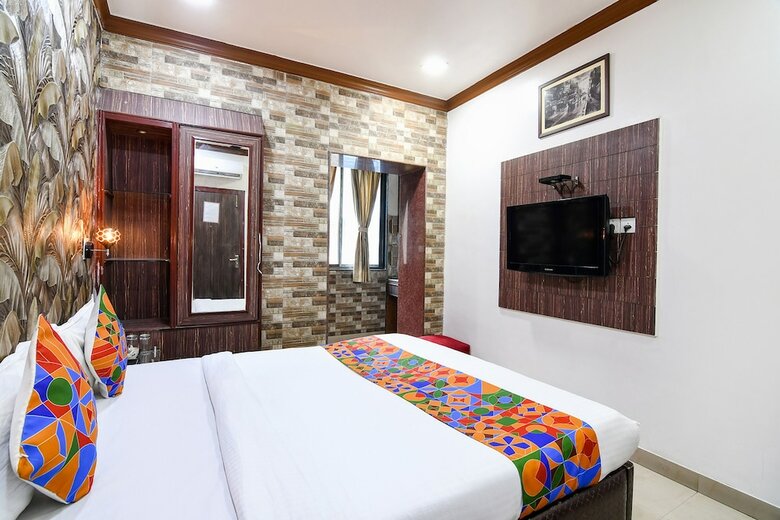 Hotel Fabexpress New Diamond