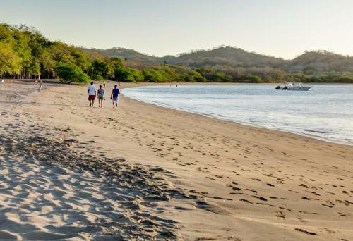 Casa Conde Beach Front Hotel