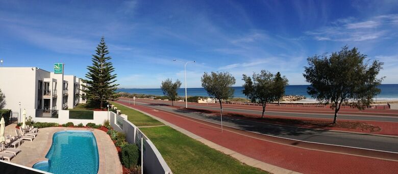 Hotel Quality Resort Sorrento Beach