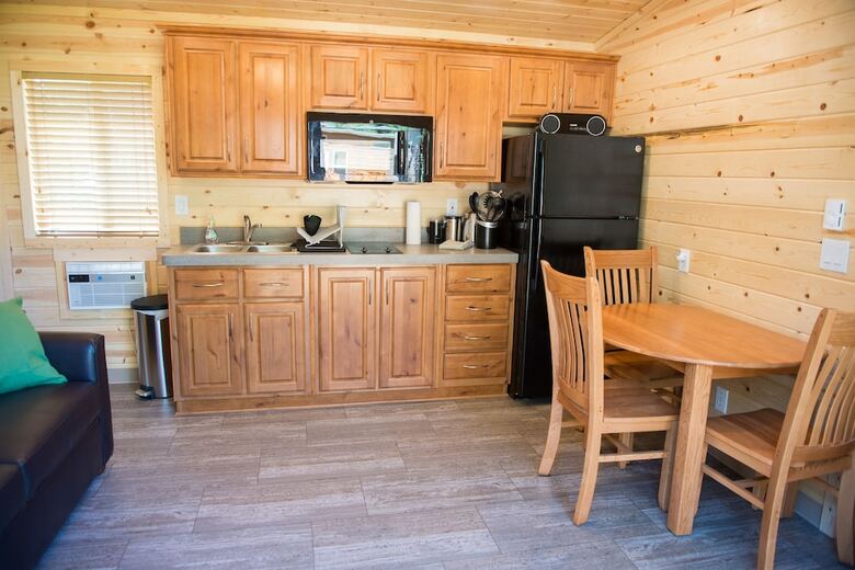 Cabana Sierra Meadows