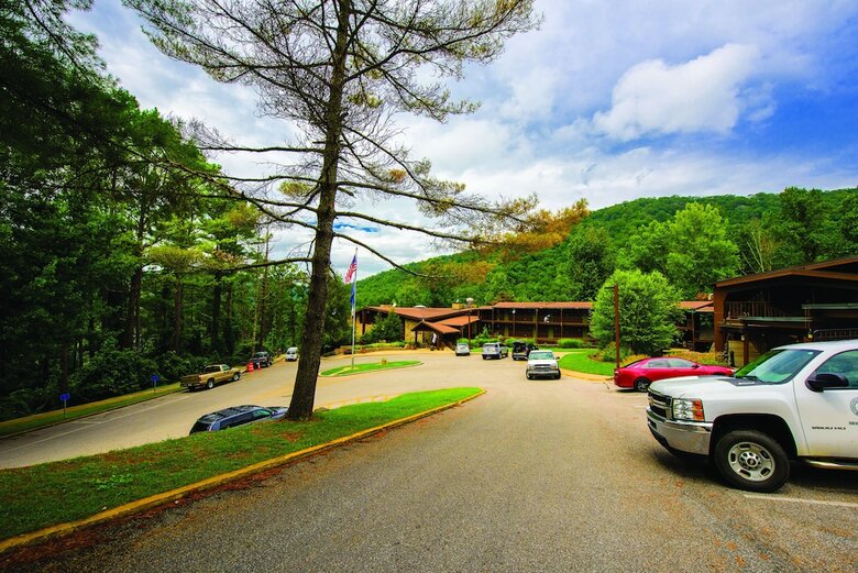 Hotel Jenny Wiley State Resort Park