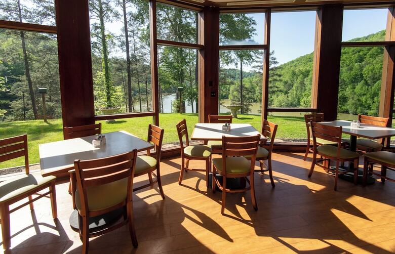 Hotel Jenny Wiley State Resort Park