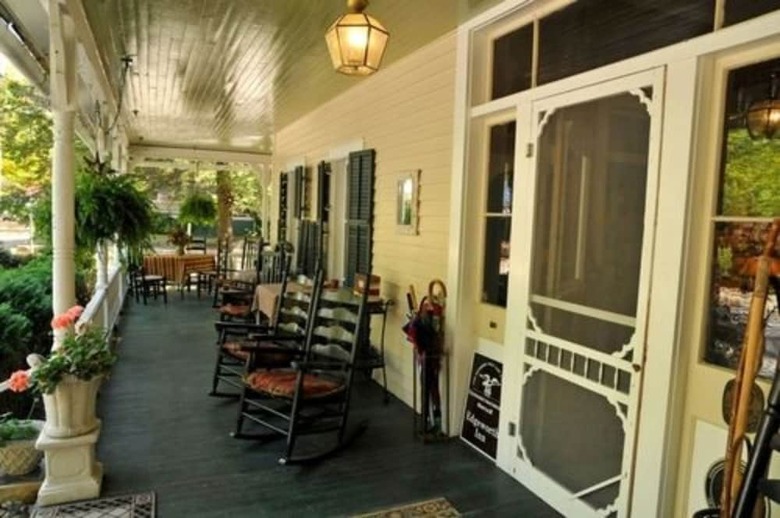 Bed & Breakfast Edgeworth Inn