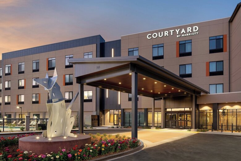 Hotel Courtyard By Marriott Petaluma Sonoma County