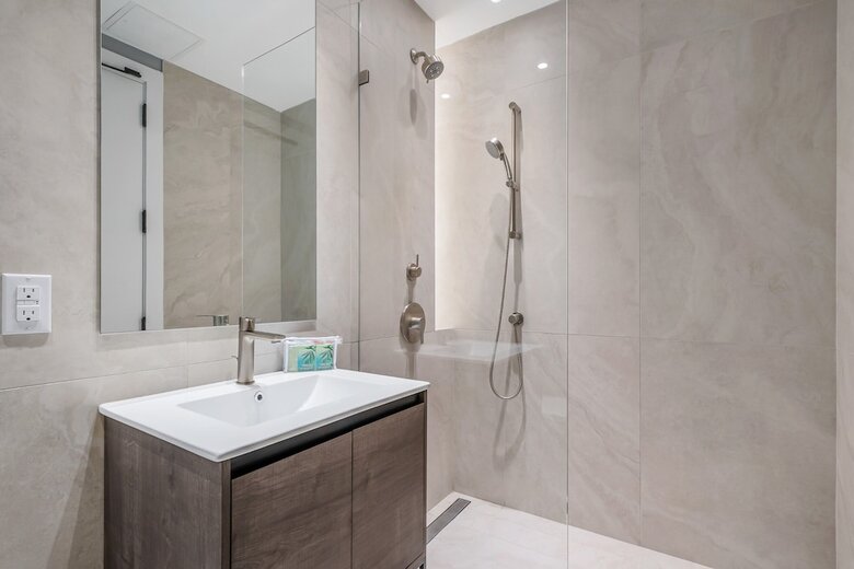 Aparthotel Global Luxury Suites At The Arches