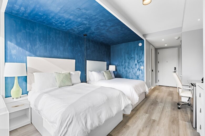 Aparthotel Global Luxury Suites At The Arches