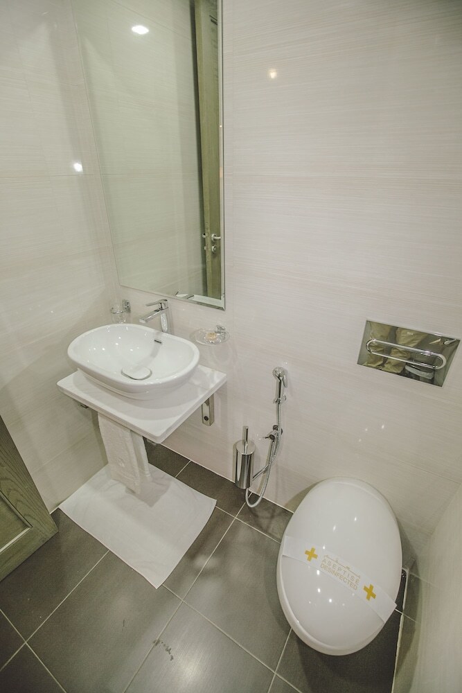 Downtown Hotel Ma�rif Casablanca By Tsa