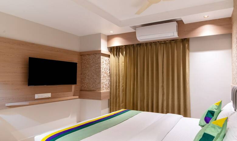 Hotel Treebo Premium New Light Suites