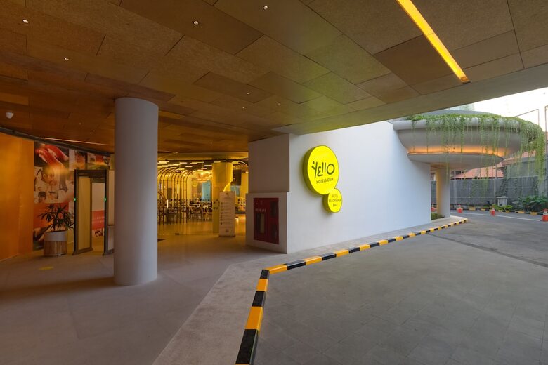 Yello Hotel Kuta Beachwalk Bali