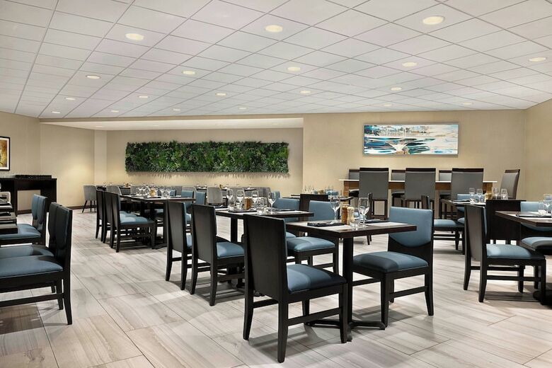 Delta Hotels By Marriott Somerset