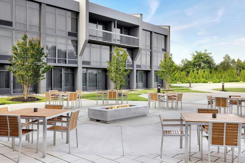 Delta Hotels By Marriott Somerset