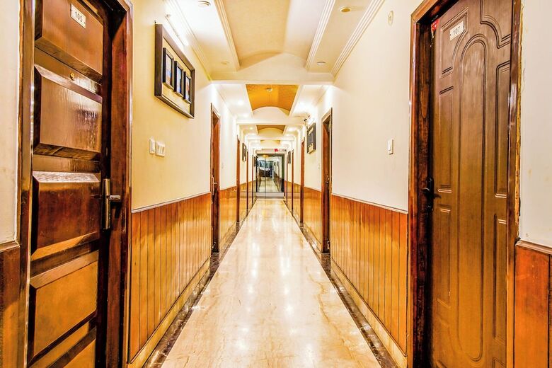 Fabhotel Kenil Star