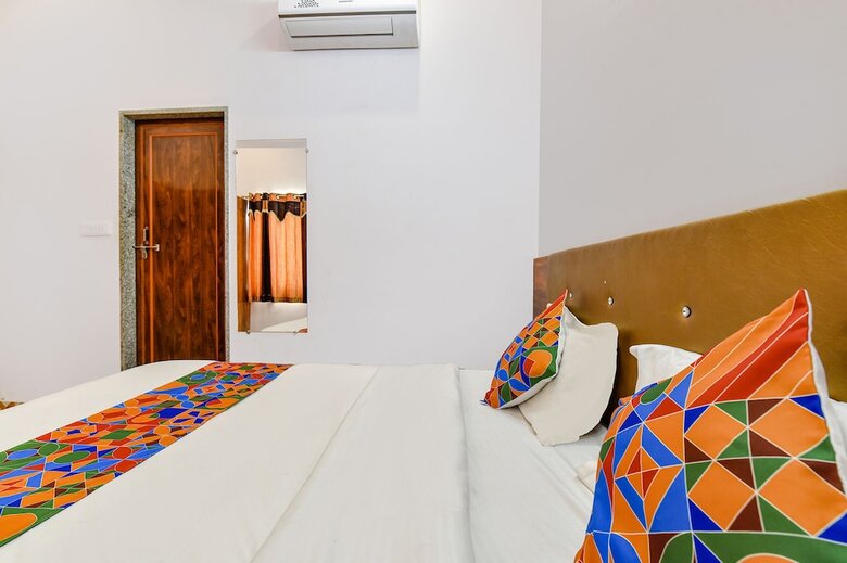 Hotel Fabexpress Raj Palace