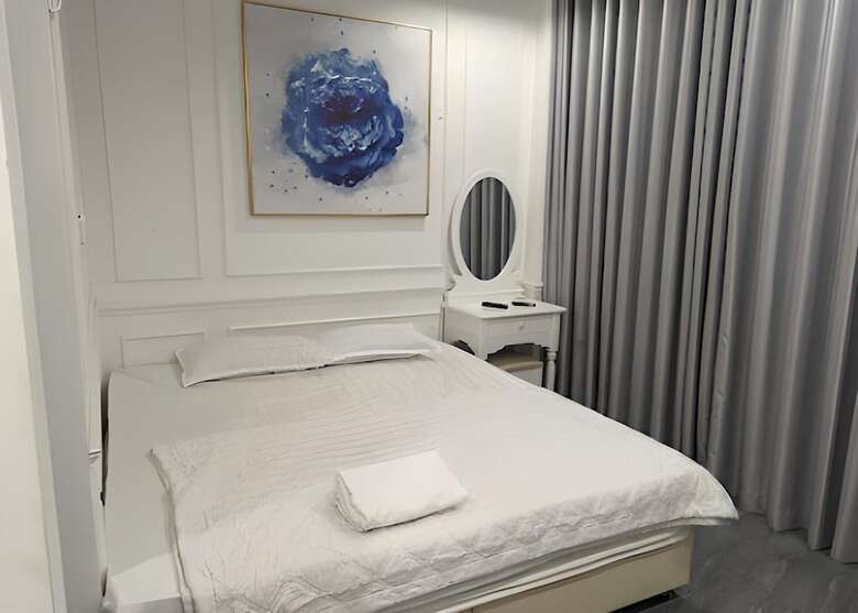 Rose Hotel - By Bay Luxury
