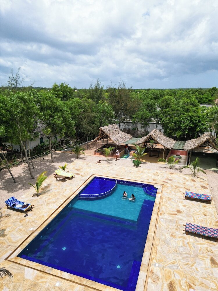 Karibu Maisha Lodge