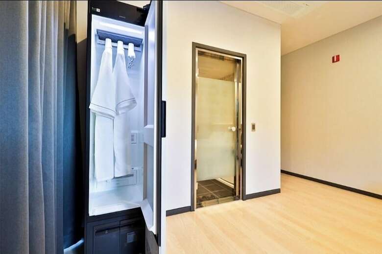 Hotel 701