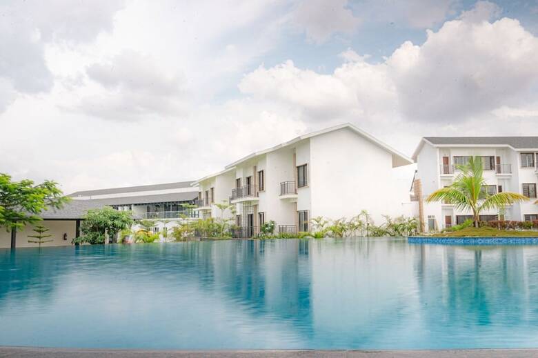 Hotel Sportico Resort Bangalore